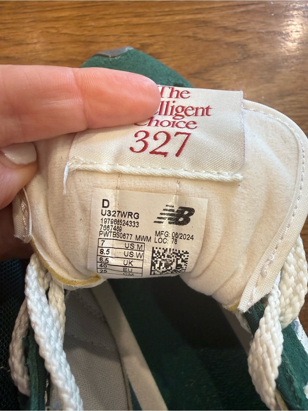 New Balance Women's Green and White Athletic Sneakers - Picture 4 of 4